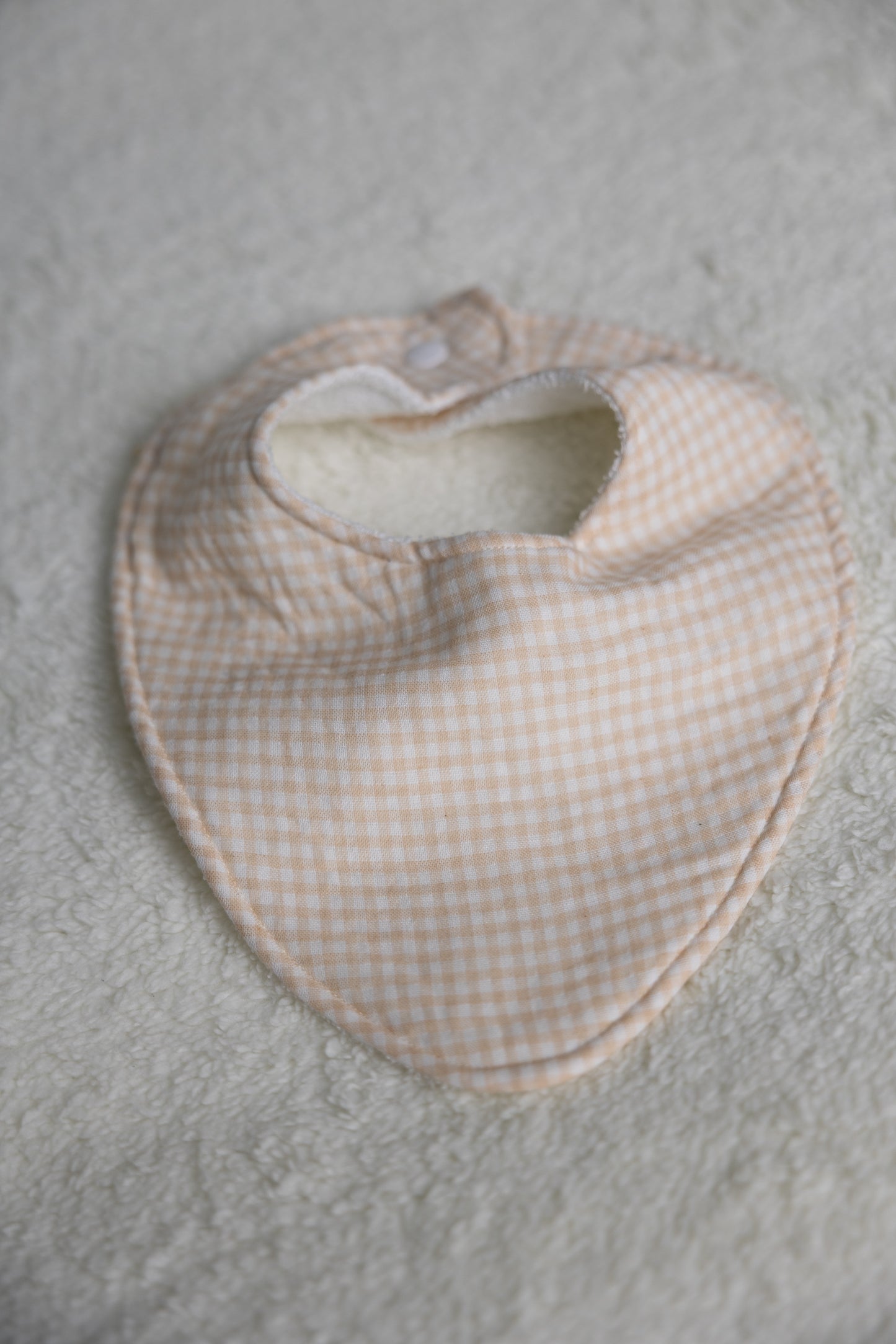 Bavoir mousseline petit carreauté beige