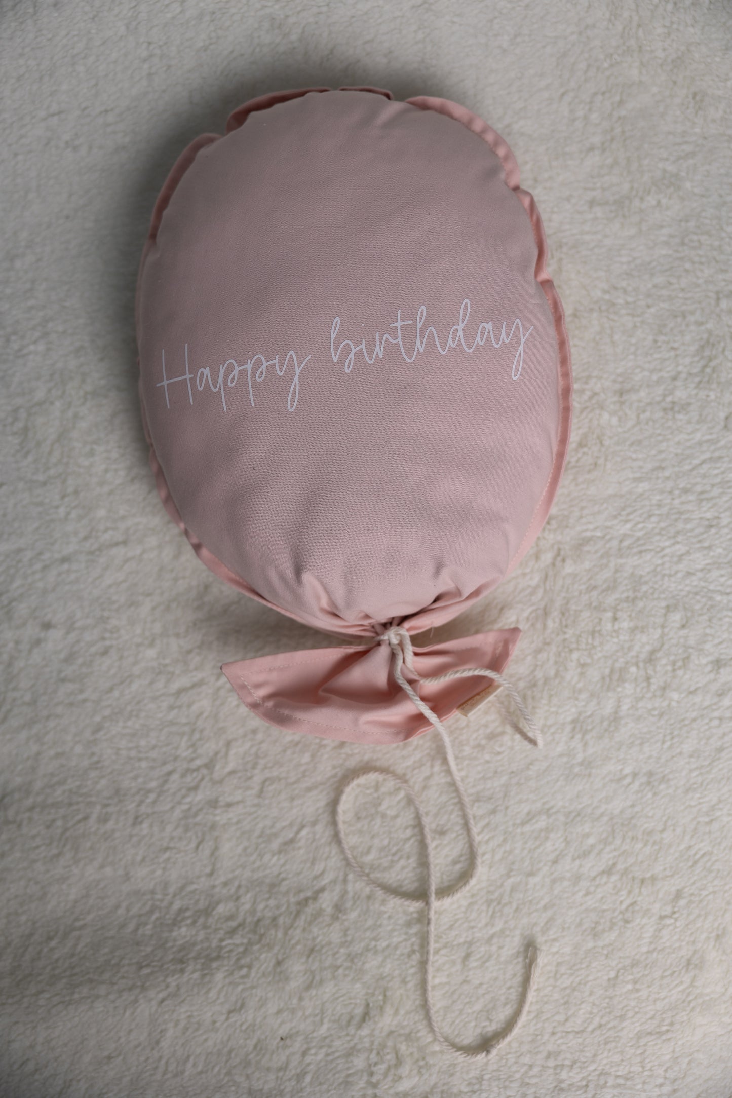 Ballon Happy Birthday rose pâle