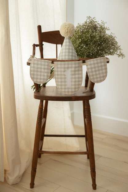 Guirlande fanions chaise haute 100% personnalisable