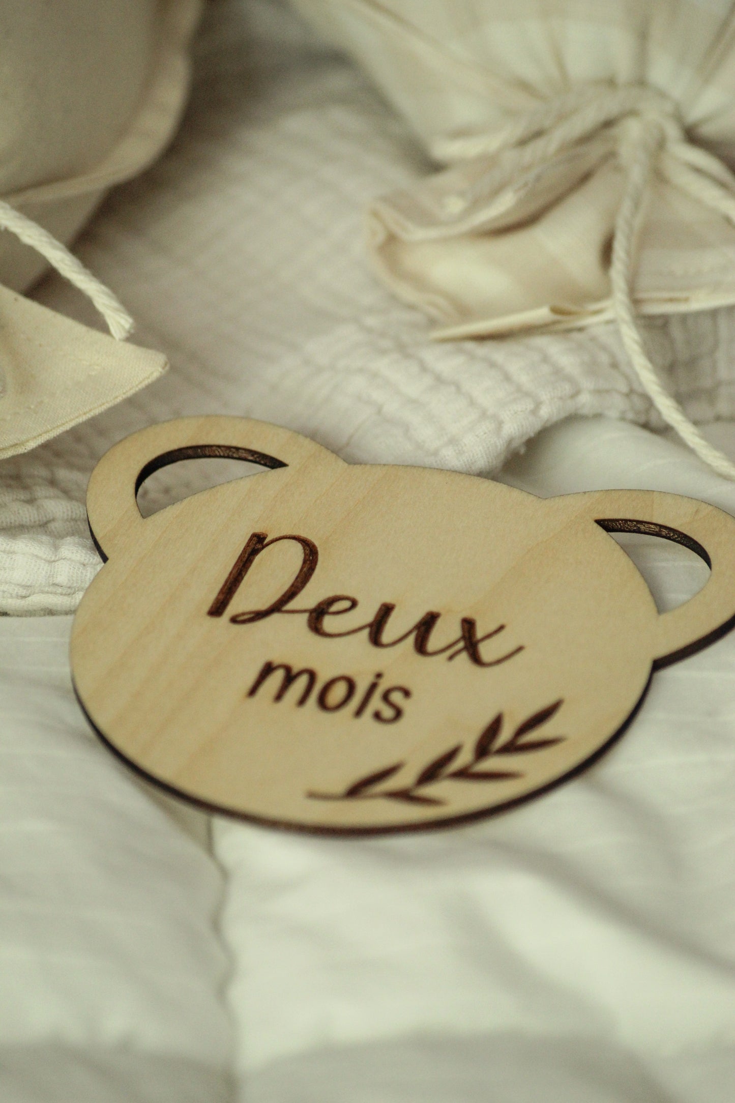Pastille de bois petit ours