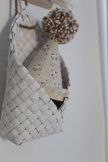 Chapeau de fête (sans broderie)