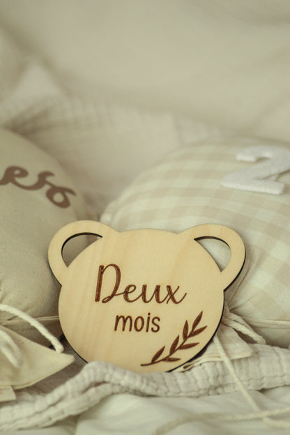 Pastille de bois petit ours