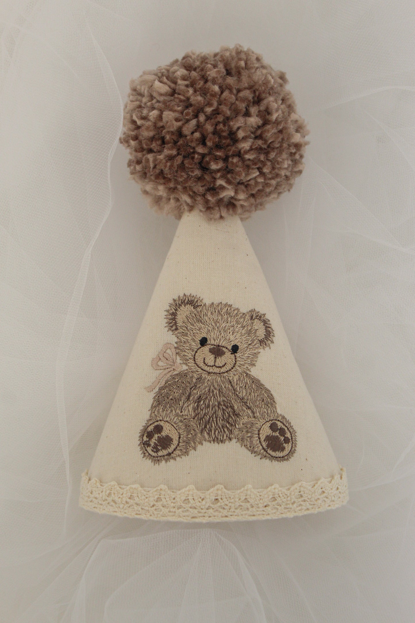 Chapeau de fête broderie ourson bouclé
