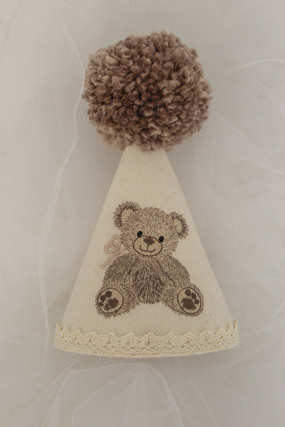 Chapeau de fête broderie ourson bouclé