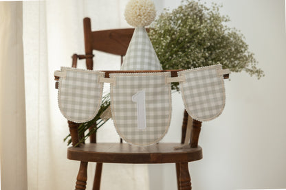 Guirlande fanions chaise haute 100% personnalisable