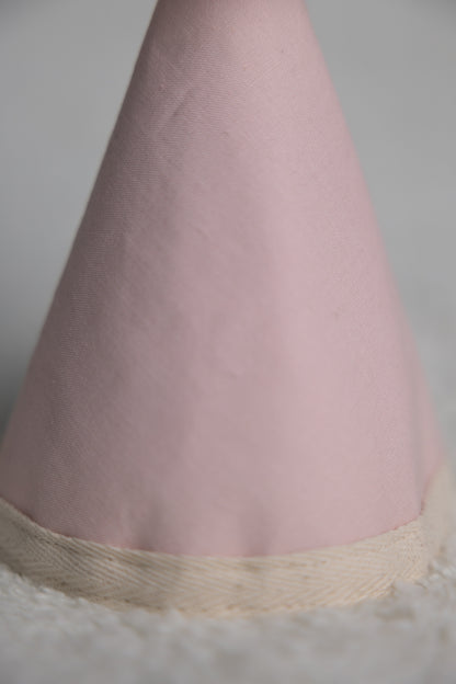 chapeau rose pâle *Imparfait*