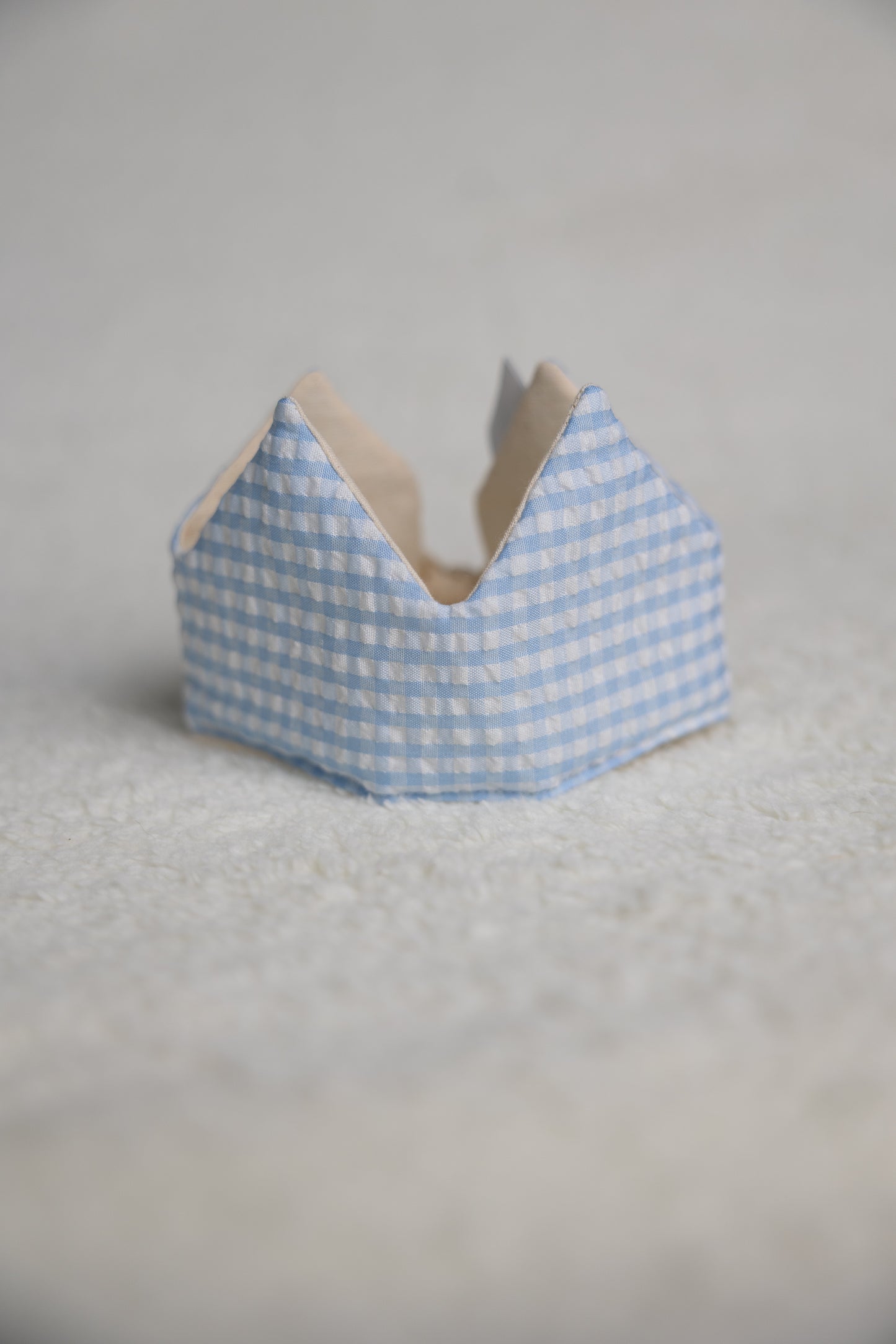 Mini couronne poupée gingham bleu