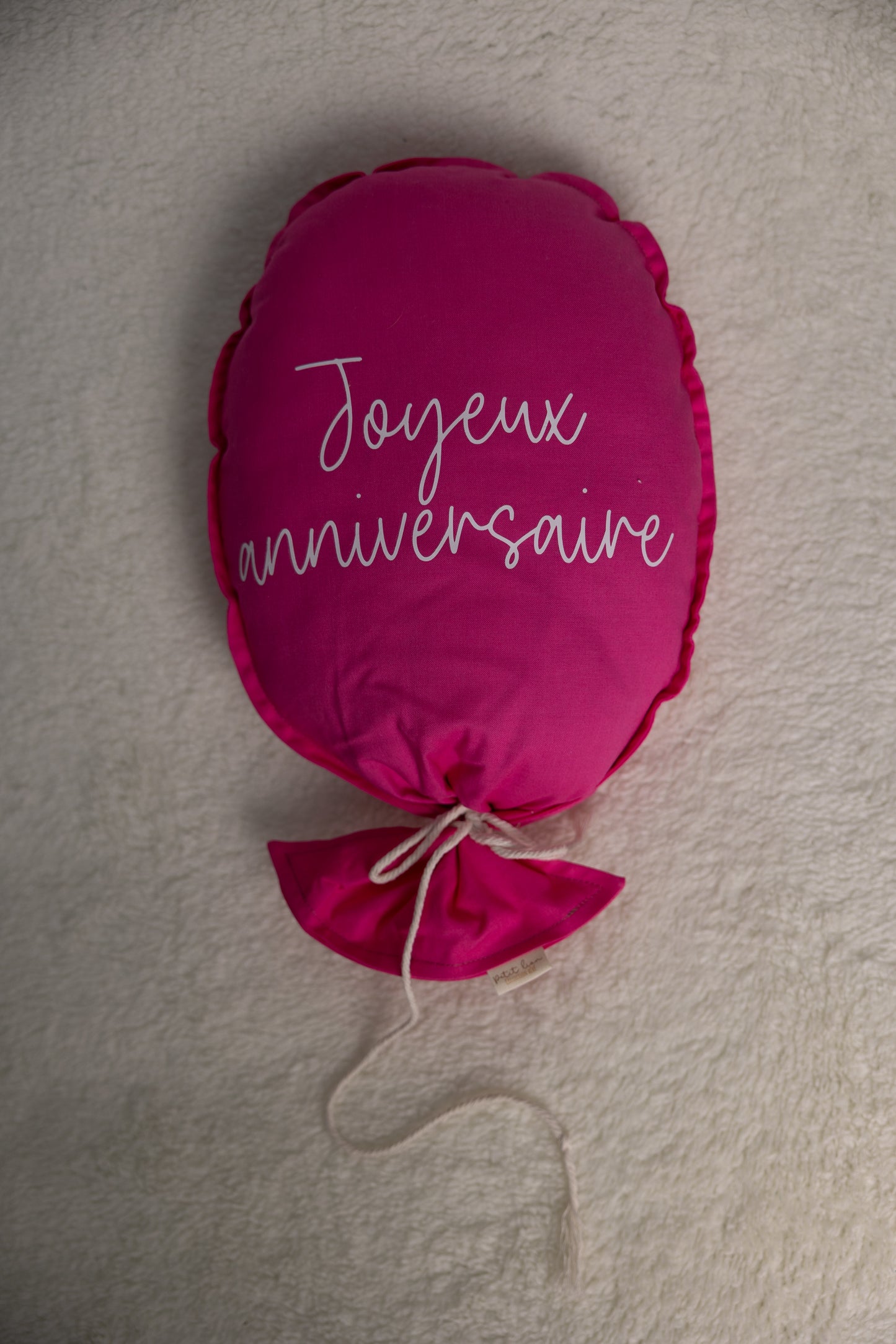 Ballon Fuchsia Joyeux anniversaire